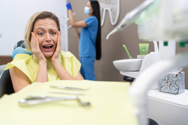Best Emergency Gum Treatment in Topeka, IN